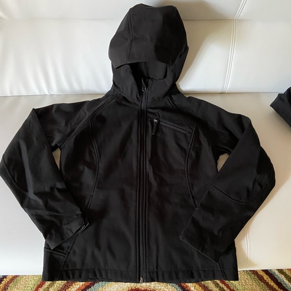 Jacket - Picture 1 of 7